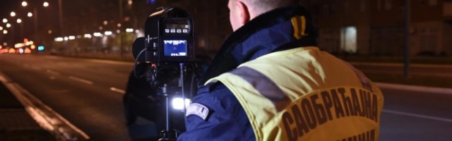 JURCAO NOVIM BEOGRADOM! Saobraćajni presretač zaustavio sutomobil, droga testom utvrđeno da je vozač POD DEJSTVOM KANABISA!