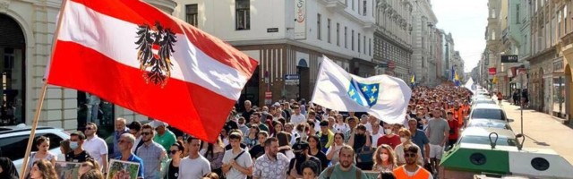 Hiljade građana u Beču obilježava 26. godišnjicu genocida u Srebrenici