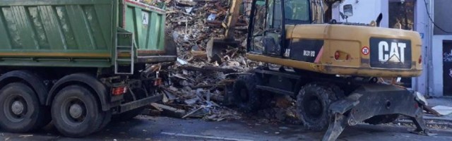 Stanari urušenih domova: RTS obmanjuje građane