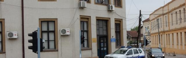 Vlasotinčanin u alkoholisanom stanju sleteo sa puta i udario u banderu