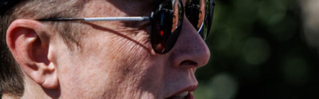 Маск разоткрио мреже лажних „украјинских налога“ под контролом Лондона