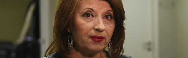 ŠTA TO BILJA JEVTIĆ RADI U DVORIŠTU?! Scena šokirala komšije (VIDEO)