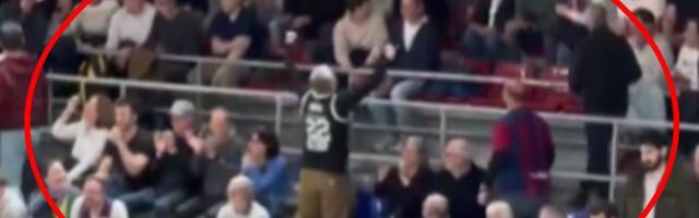 Navijač u dresu Partizana došao na meč Zvezde, ljubio grb, pa šokirao Delije kada se okrenuo ka njima