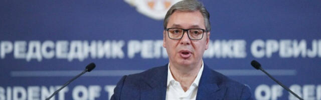 Вучић разговара са Петером Мађаром