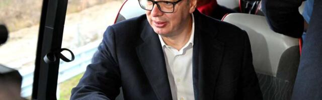 VUČIĆ DANAS OBILAZI RADOVE KOD LESKOVCA: Put vredan skoro 140 miliona dinara rešava višedecenijski problem meštana Gornjih i Donjih Sinkovaca