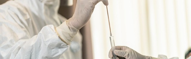 Skoro 300 novozaraženih, preminule dve osobe