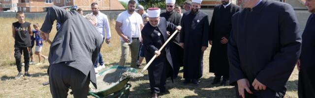Položen kamen temeljac za Islamski centar u Tutinu