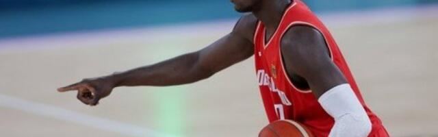 ŠTA ĆE TEK REĆI KAD IZAĐE PRED GROBARE? BONGA ZADIVLJEN "CRNO-BELOM SIMFONIJOM": Imao sam mnogo susreta protiv Srba!