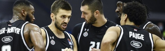 (UŽIVO) Partizan - Burž: Povreda Pikoka, Partizan nastavlja očajnu seriju...
