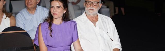 Prepao je s leđa, ona se uzbudila: Golišavi Lazar Ristovski i Anica Lazić usijali mreže (VIDEO)