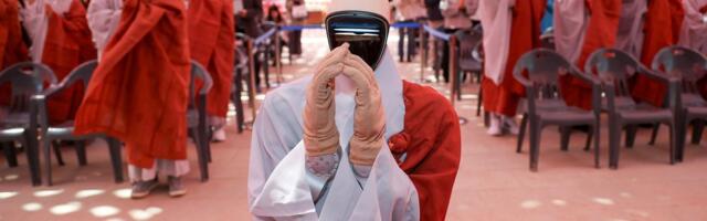ROBOT KAO BUDISTIČKI MONAH Učestvovao u ceremoniji, primio zavete i dobio ime: Nestvaran snimak!