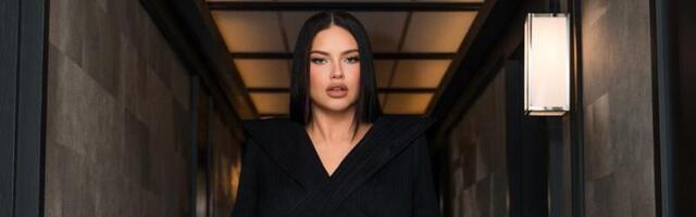 Adriana Lima slavi trudničko telo – i trudnice mogu biti senzualne