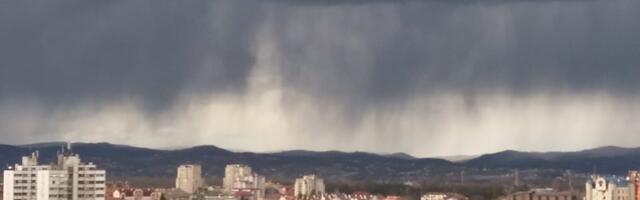 RHMZ izdao upozorenje na obilne padavine praćene gradom