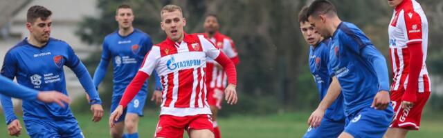 Demonstracija crveno-bele sile: Zvezda do vrha napunila mrežu Obilića!