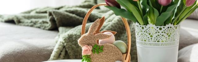 Trik koji spasava vaskršnje cveće: Svi greše u jednom - evo kako da vam traje i do 10 dana