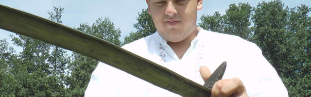 Vuk peti put pobedio na čuvenoj Kosidbi na Rajcu: Ovaj mladi Čačanin je kralj košenja - "kad sam bio mali..."