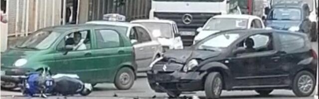 STRAVIČNA SAOBRAĆAJKA U NIŠU! Lekari se bore za život motocikliste!