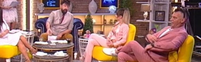 PRINOVA U DOMU VODITELJKE PINKA! Dugo mašta da je IMA, SADA JE GRLI kao najrođenije - NJOJ OČI CAKLE! (FOTO)