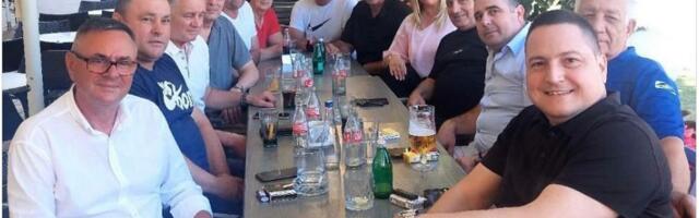 Ružić u Vlasotincu sa partijskim drugovima poručio da im nije potreban ulazak u nekakav pokret već vraćanje na izvorni program