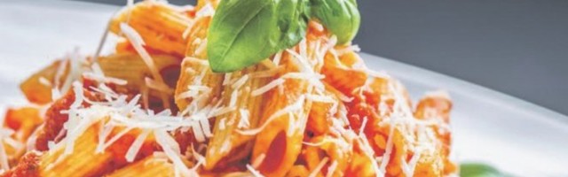 NAJBOLJE BOLONJEZE ZAHVALJUJUĆI JEDNOM TAJNOM SASTOJKU! Napravite UKUSNU testeninu sa mlevenim mesom na drugačiji NAČIN!