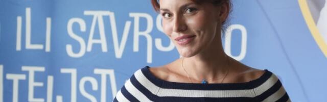 Tamara Dragičević objavila fotke U KUPAĆEM i zadivila ljude figurom posle 3 porođaja: Evo u čemu je tajna (FOTO)