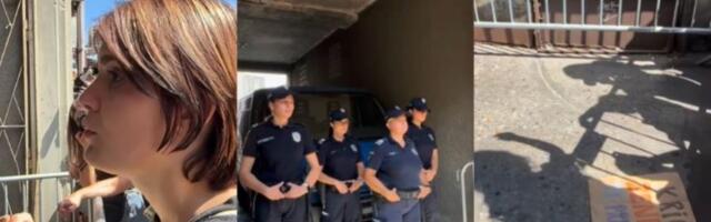 Policajke kao "živi zid" ispred zgrade JZO, Nikolina im se obratila (VIDEO)