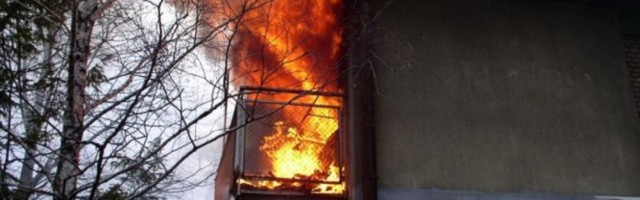 KRAJ DRAME U TRSTENIKU! Ugašen požar, stanari višespratnice evakuisani!