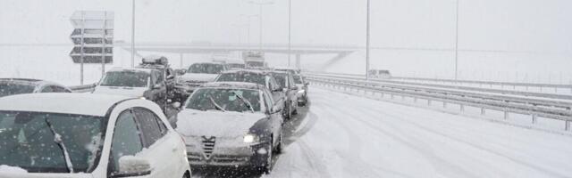 Putevi Srbije: Do pet centimetara snega oko Ivanjice, prohodni prilazi turističkim centrima