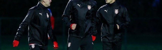Novi udarac za Srbiju: Lazović, SMS i Nikolić imaju koronu