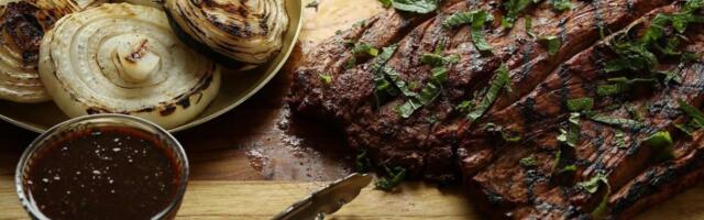 Savršena marinada za sočnu i mirisnu svinjetinu: Vrlo se jednostavno pravi, a meso se topi u ustima