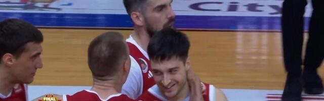 Luda završnica u finalu: Spartak prokockao ogromnu prednost, FMP izjednačio u poslednjem minutu!