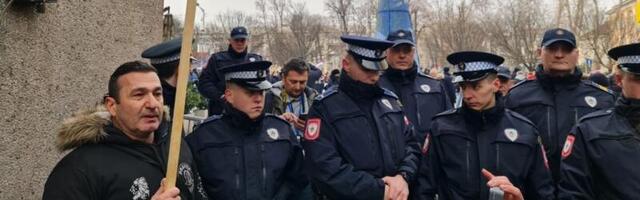 Otac Davora Dragičevića u Banjaluci: Hapsi, hapsi, ubili ste mi dete