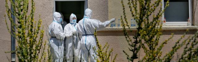 Četiri pacijenta obolela od korone preminula u Novom Pazaru, dva sa najtežom slikom prebačeni u Beograd i Kragujevac
