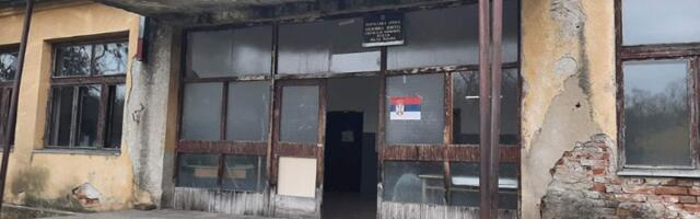 Da se ne zbune birači: Može se glasati samo za SNS (FOTO, VIDEO)