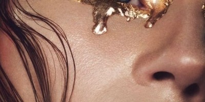 Opčinjavajući zlatni make up za kasne jesenje dane