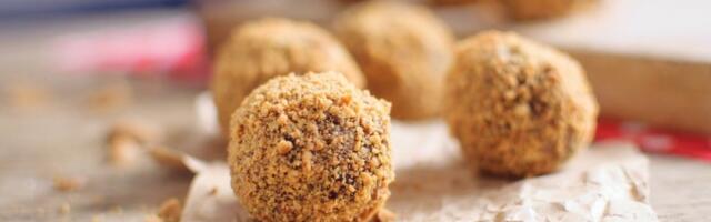 Slatke kikiriki kuglice za Svetog Jovana: Prave se za 15 minuta, bez pečenja