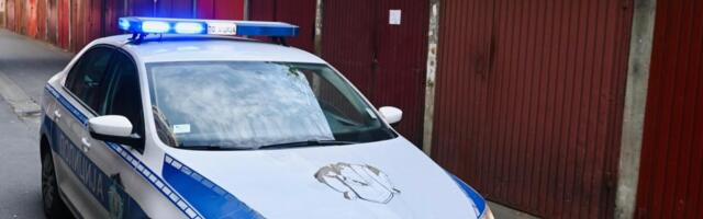 ZAPALILI DVA BMW-a I STAN NA ČUKARICI! Četvorica piromana uhapšena u Beogradu u tri odvojene akcije