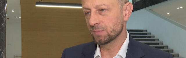 Око 10.000 грађана Чукарице поднело захтев за „Чукаричку картицу”