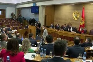 Црна Гора између блокаде и договора