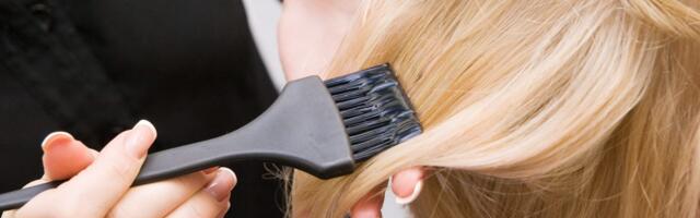 Kako smanjiti žutilo plave kose kada se farbamo same, prema hair stručnjacima