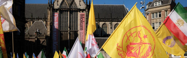 Стотине људи на амстердамским улицама због рата у Ирану