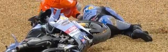 Stravičan prizor! Motor na jednu, vozač na drugu stranu: Leteo 20 metara, prevrtao se (VIDEO)