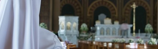 "Ovako je izgledala moja zabranjena strast sa drugom časnom sestrom - zbog koje smo izgubile sve"