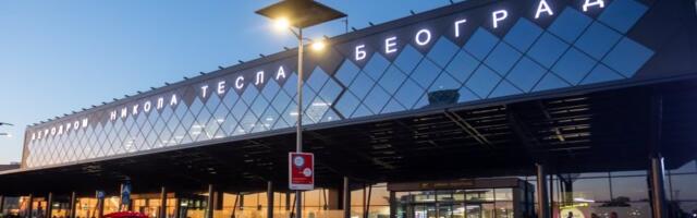 Sprečen pokušaj krijumčarenja! Velika zaplena robe na Aerodromu "Nikola Tesla"! (FOTO)