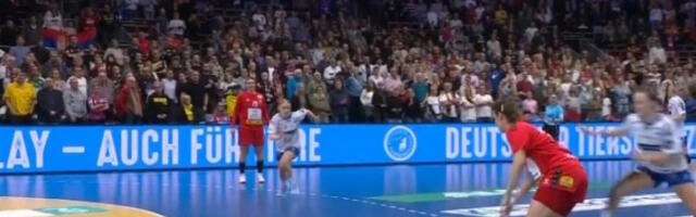 Србија остала без победе против Фарских острва након бизарне завршнице (видео)