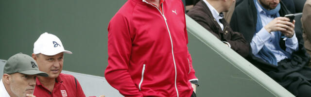 OVO VEĆ VIŠE NIJE "PECKANJE", VEĆ FRONTALNI NAPAD Zverev žestoko opleo po Bekeru: To vidi i moja baba