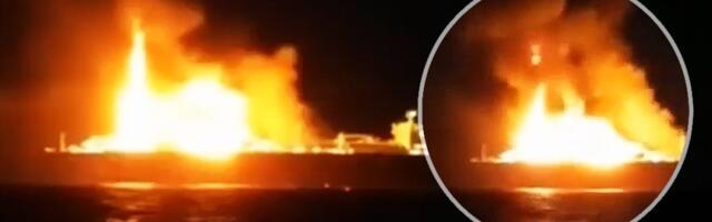 (VIDEO) Ukrajinski dronovi spržili ruski tanker: Svet strepi od osvete Moskve - neće se dobro završiti