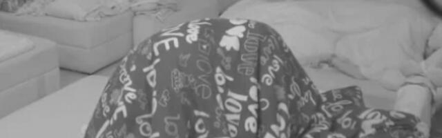 UZBUNA ZBOG ONOGA ŠTO JE ASMIN URADIO MAJI POD POKRIVAČEM! Učesnici potpuno unezvereni, da li je ovo realno?!