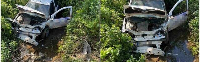 DRAMA KOD ŠAPCA: Vozač sleteo automobilom u reku, iz olupine ga izvukli vatrogasci - spasioci i spasili mu život (FOTO)