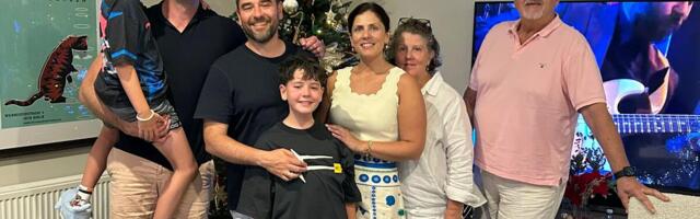 Posle velike pauze, ove godine Stefan sa roditeljima slavi Božić u dalekoj Australiji!